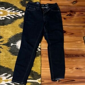 Crown & Ivy Blue Skinny Jeans Classic Style